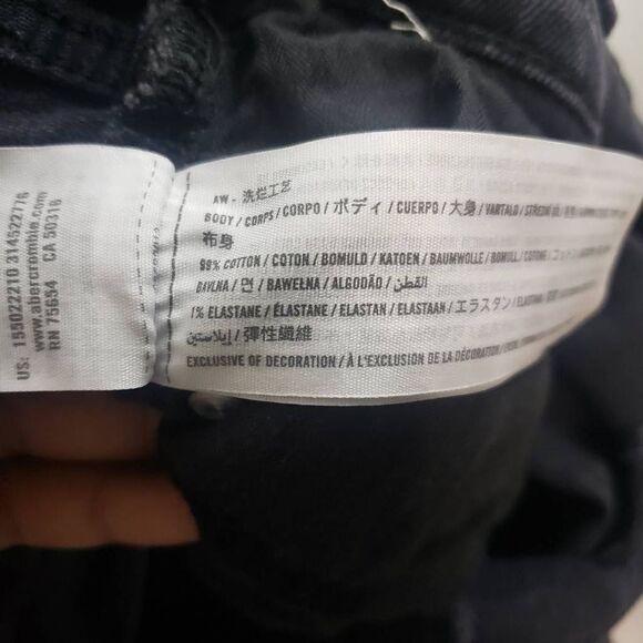 Abercrombie & Fitch The 90's Straight Ultra High Rise Distressed Black Denim Siz - Picture 8 of 8